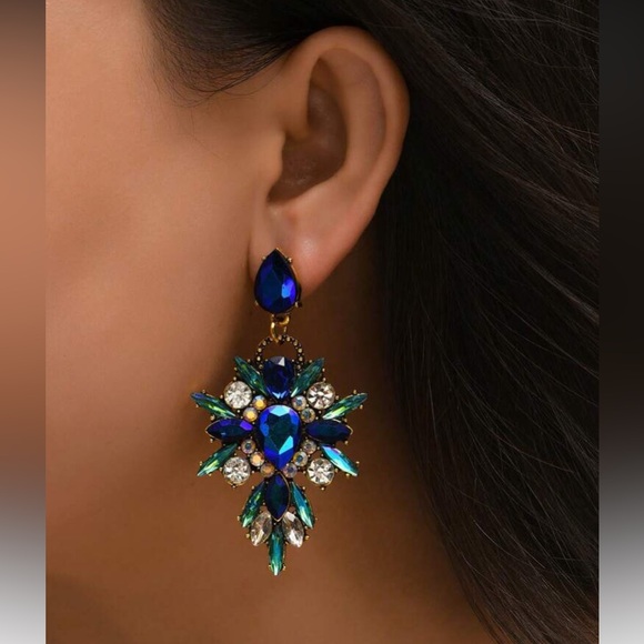 Elegant Blue and Green Crystal Drop Earrings